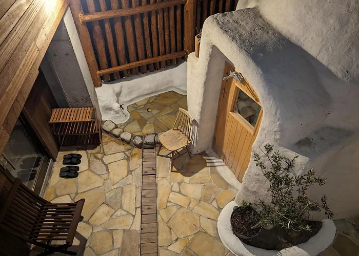 Minamiuonuma Cabin Rentals