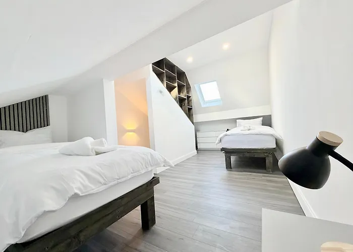 Rugeley Cabin Rentals