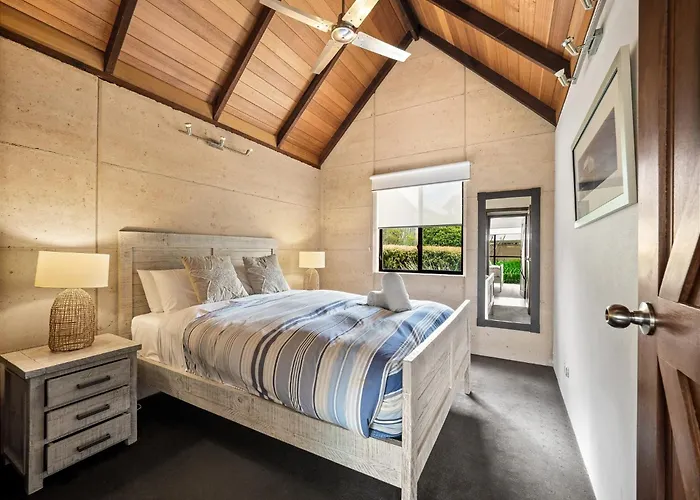 Dunsborough Cabin Rentals