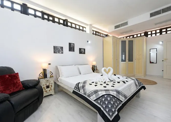 Desenzano del Garda Cabin Rentals