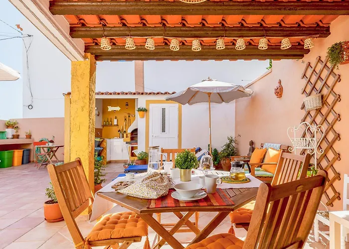 Reguengos de Monsaraz Cabin Rentals