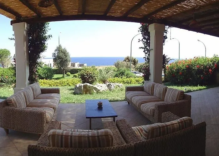 Santa Cesarea Terme Cabin Rentals