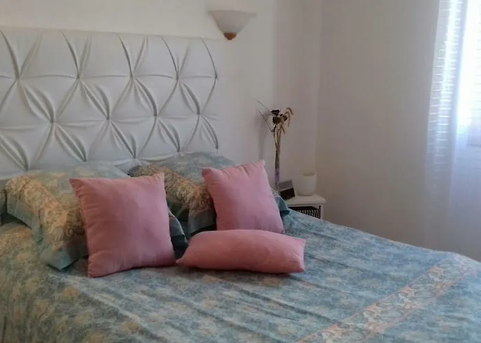 Collioure Cabin Rentals
